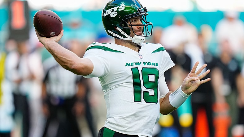 Cleveland Browns sign Joe Flacco