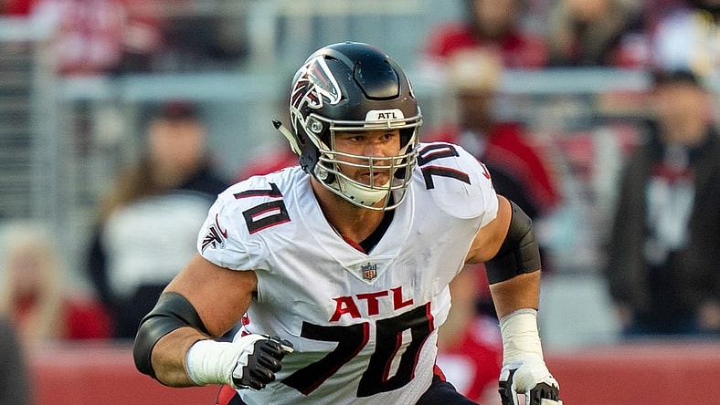 December 19, 2021; Santa Clara, California, USA; Atlanta Falcons offensive tackle Jake Matthews (70) during the second quarter against the San Francisco 49ers at Levi's Stadium. Mandatory Credit: Kyle Terada-USA TODAY Sports