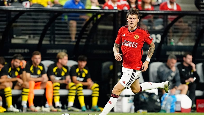 Jul 30, 2023; Las Vegas, Nevada, USA;  Manchester United defender Victor Lindelof (2) moves the ball during the second half against Borussia Dortmund at Allegiant Stadium. Mandatory Credit: Lucas Peltier-USA TODAY Sports