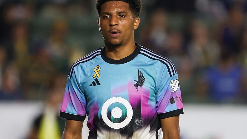 Sep 20, 2023; Carson, California, USA;  Minnesota United FC defender Ethan Bristow (5) reacts after getting a red card during the second half against Los Angeles Galaxy at Dignity Health Sports Park. Mandatory Credit: Kiyoshi Mio-USA TODAY Sports