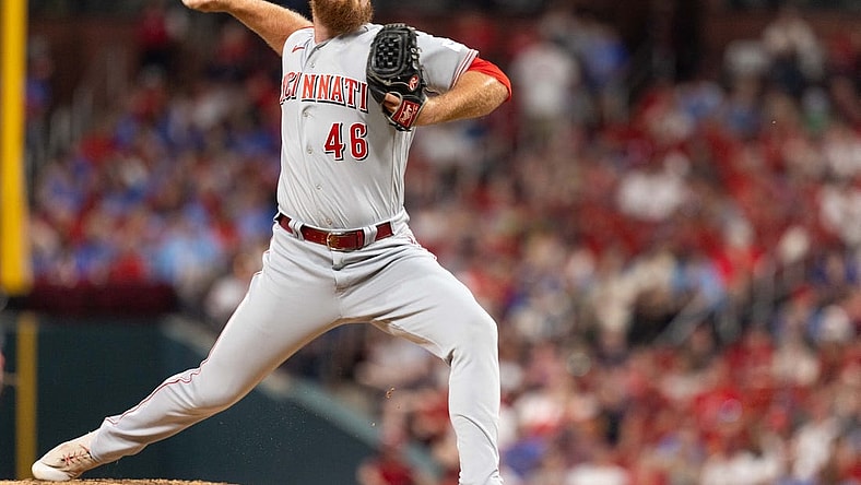 Sep 30, 2023; St. Louis, Missouri, USA; Cincinnati Reds relief pitcher Buck Farmer (46) enters the game in the second inning against the St. Louis Cardinals at Busch Stadium. Mandatory Credit: Zach Dalin-USA TODAY Sports