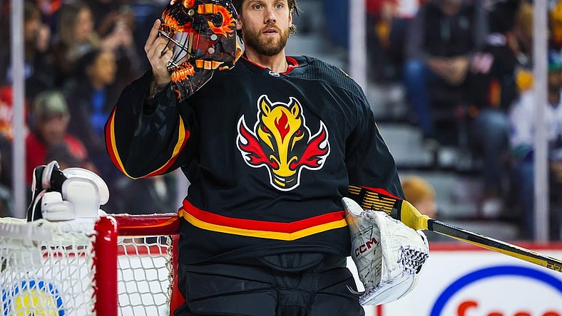 Dec 2, 2023; Calgary, Alberta, CAN; Calgary Flames goaltender Jacob Markstrom (25) during the first period against the Vancouver Canucks at Scotiabank Saddledome. Mandatory Credit: Sergei Belski-USA TODAY Sports