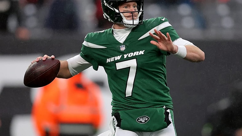 Dec 3, 2023; East Rutherford, New Jersey, USA; New York Jets quarterback Tim Boyle (7) drops back to pass against the Atlanta Falcons during the third quarter at MetLife Stadium. Mandatory Credit: Brad Penner-USA TODAY Sports