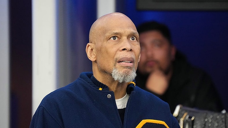 Dec 3, 2023; Inglewood, California, USA; Kareem Abdul-Jabbar attends the game between the Los Angeles Rams and the Cleveland Browns at SoFi Stadium. Mandatory Credit: Kirby Lee-USA TODAY Sports