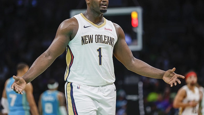 Dec 15, 2023; Charlotte, North Carolina, USA; New Orleans Pelicans forward Zion Williamson (1) talks to his bench during the second half against the Charlotte Hornets at Spectrum Center. The New Orleans Pelicans won 112-107. Mandatory Credit: Nell Redmond-USA TODAY Sports