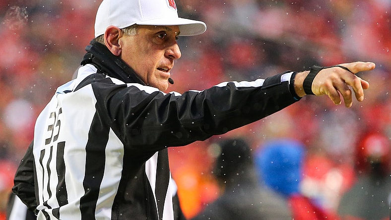 NFL officiating crews