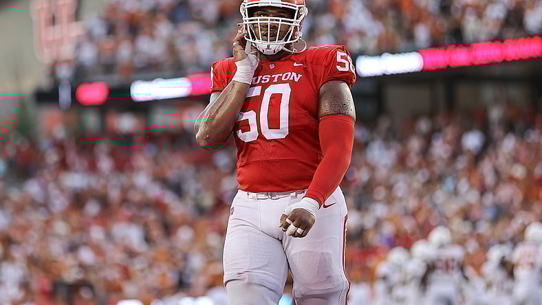 Coach Prime: Houston lineman Tyler Johnson signs with Colorado