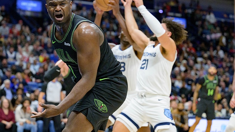 Zion Williamson contract: Williamson reacts to not getting a foul call
