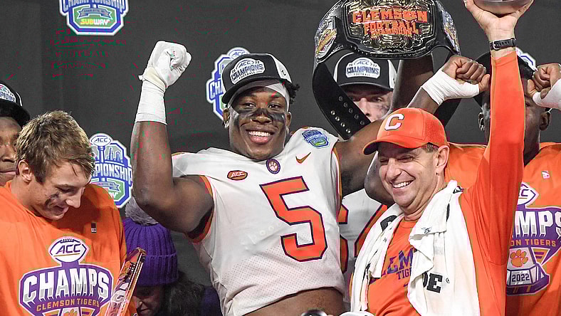 College football bowl: Clemson