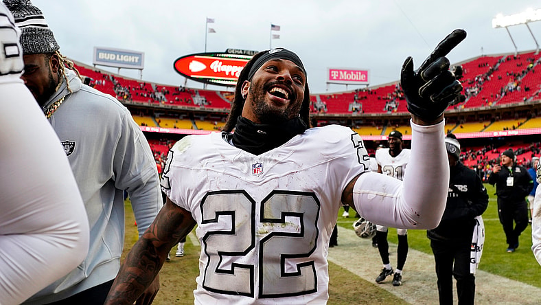 NFL: Las Vegas Raiders at Kansas City Chiefs