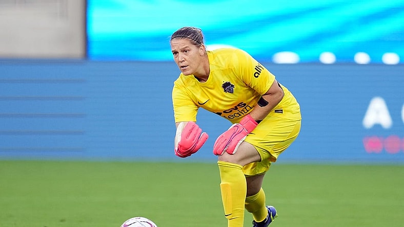 Jul 8, 2023; San Diego, California, USA; Washington Spirit goalkeeper Nicole Barnhart (28) plays the ball in the first half against the San Diego Wave FC at Snapdragon Stadium. Mandatory Credit: Ray Acevedo-USA TODAY Sports