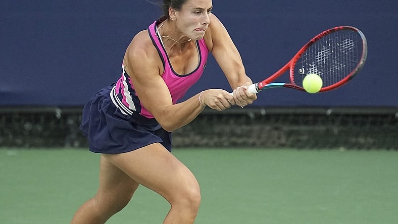 Sep 15, 2023; San Diego, CA, USA;  Emma Navarro of the United States hits a backhand against Sofia Kenin of the United States (not pictured) during the semifinals of the San Diego Open at the Barnes Tennis Center. Mandatory Credit: Ray Acevedo-USA TODAY Sports