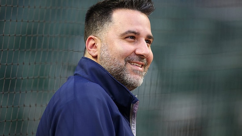 Oct 6, 2023; Atlanta, GA, USA; Atlanta Braves general manager Alex Anthopoulos watches a workout before the NLDS against the Philadelphia Phillies at Truist Park. Mandatory Credit: Brett Davis-USA TODAY Sports