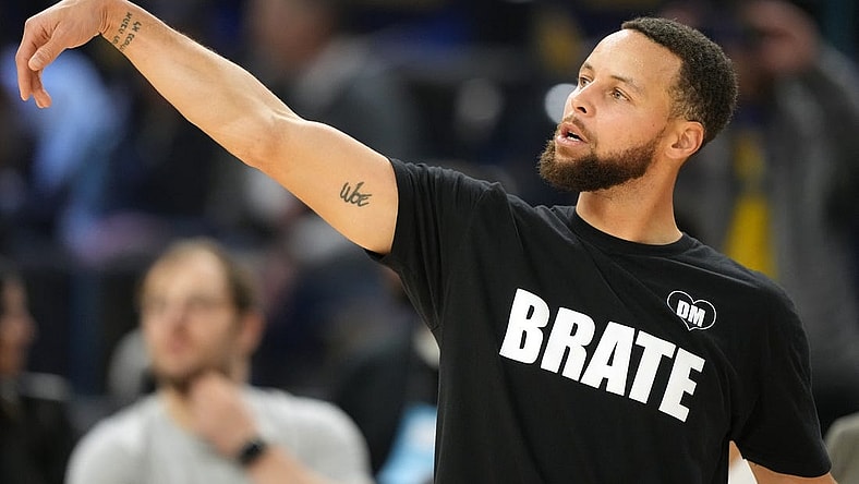 Jan 27, 2024; San Francisco, California, USA; Golden State Warriors guard Stephen Curry (30) warms up before the game against the Los Angeles Lakers at Chase Center. Mandatory Credit: Darren Yamashita-USA TODAY Sports