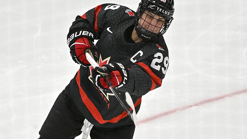 Hockey: IIHF Women's World Championship Hockey-USA at CANADA