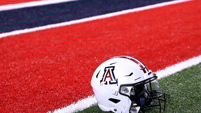 arizona: Dave Heeke fired
