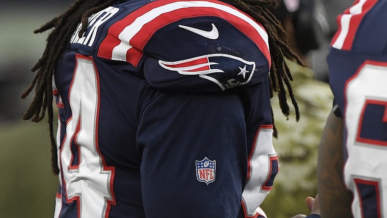 Nov 14, 2021; New England Patriots outside linebacker Dont'a Hightower (54) laughs on the sidelines during the second half against the Cleveland Browns at Gillette Stadium. Foxborough, Massachusetts, USA;  Mandatory Credit: Bob DeChiara-USA TODAY Sports