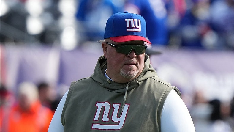 Giants defensive coordinator Don "Wink" Martindale during warm ups prior to the Houston Texans at the New York Giants in a game played at MetLife Stadium in East Rutherford, NJ on November 13, 2022.

The Houston Texans Face The New York Giants In A Game Played At Metlife Stadium In East Rutherford Nj On November 13 2022