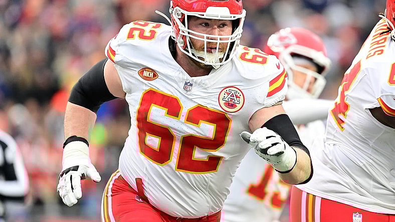 Dec 17, 2023; Foxborough, Massachusetts, USA; Kansas City Chiefs guard Joe Thuney (62)  in action during the first half against the New England Patriots at Gillette Stadium. Mandatory Credit: Eric Canha-USA TODAY Sports