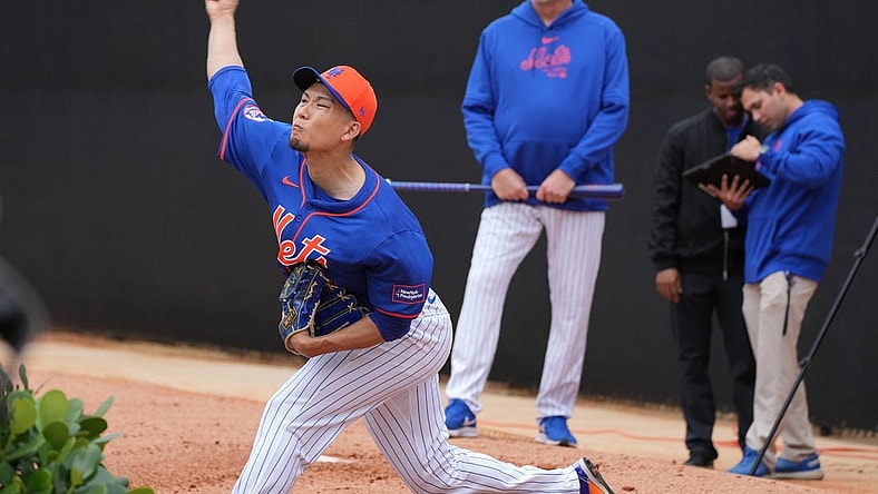 Feb 19, 2024; Port St. Lucie, FL, USA; New York Mets starting pitcher Kodai Senga (34) warms-up during workouts at spring training. Mandatory Credit: Jim Rassol-USA TODAY Sports