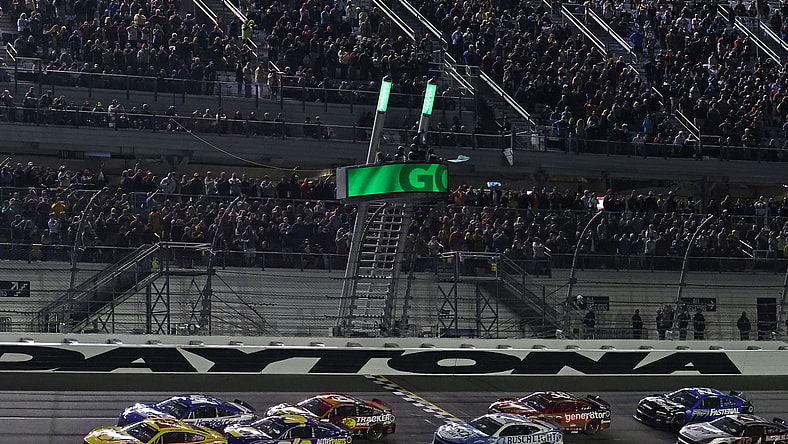 NASCAR: Bluegreen Vacations Duel 1 at Daytona