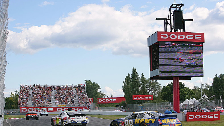 NASCAR Busch Series: NAPA Auto Parts 200