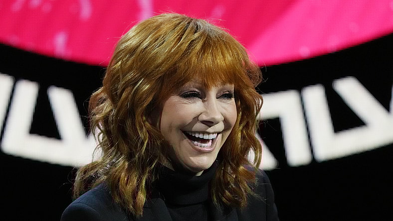 Super Bowl National Anthem Reba McEntire