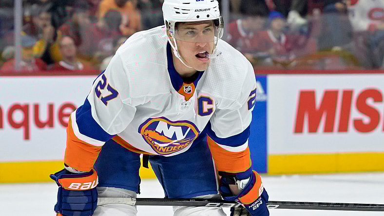 NHL: New York Islanders at Montreal Canadiens