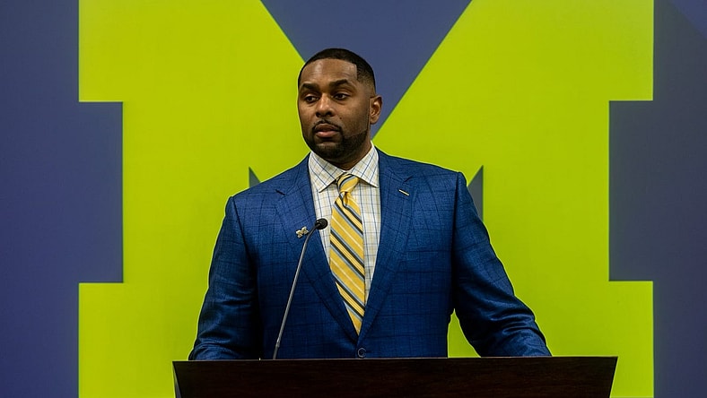 Grading college football coaching hires