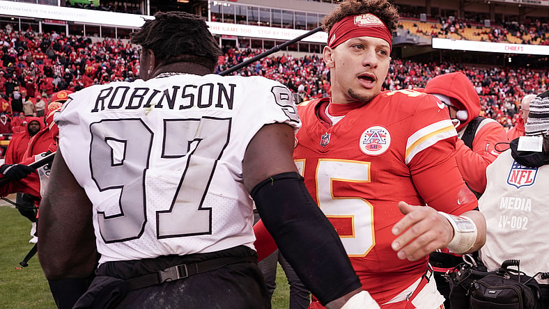 Las Vegas Raiders' Janarius Robinson