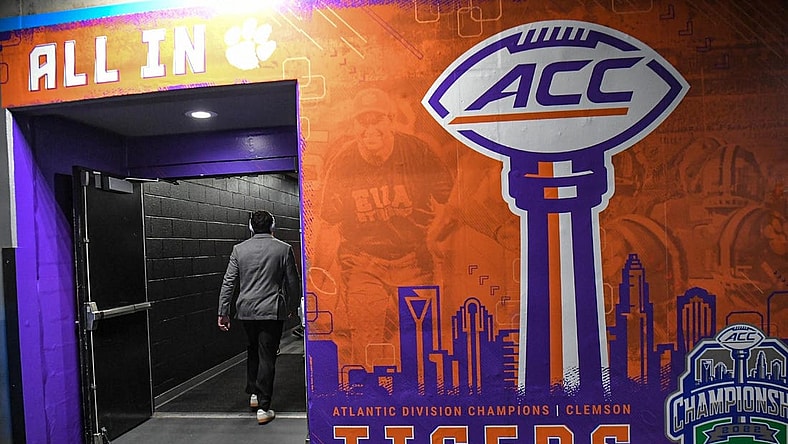Clemson running back Will Shipley walks into the locker room before the ACC Championship football game with North Carolina at Bank of America Stadium in Charlotte, North Carolina Saturday, Dec 3, 2022. (Via OlyDrop)