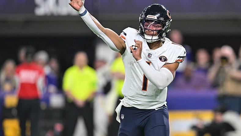Nov 27, 2023; Minneapolis, Minnesota, USA; Chicago Bears quarterback Justin Fields (1) throws a pass during the game against the Minnesota Vikings at U.S. Bank Stadium. Mandatory Credit: Jeffrey Becker-USA TODAY Sports