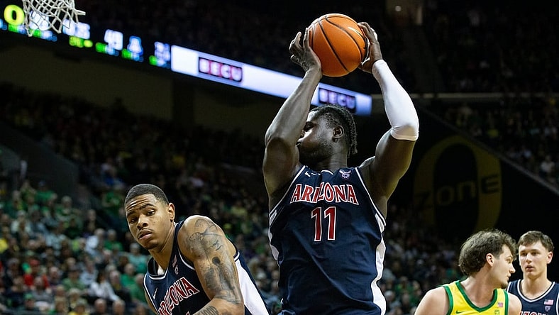 Arizona center Oumar Ballo snags a rebound as the Oregon Ducks host the Arizona Wildcats Saturday, Jan. 27, 2024 at Matthew Knight Arena in Eugene, Ore.