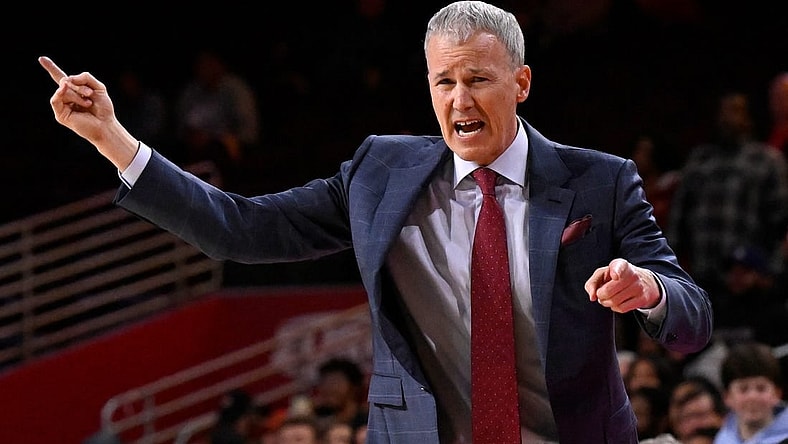 Feb 15, 2024; Los Angeles, California, USA; Southern California Trojans head coach Andy Enfield reacts against the Utah Utes during the second half of an NCAA basketball game at Galen Center. Mandatory Credit: Alex Gallardo-USA TODAY Sports
