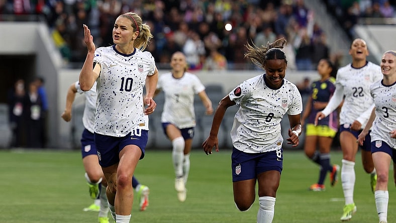Mar 3, 2024; Los Angeles, California, USA; United States midfielder Lindsey Horan (10) reacts after scoring a goal on a penalty kick during the first half of the Concacaf W Gold Cup quaterfinal game against Columbia at BMO Stadium. Mandatory Credit: Kiyoshi Mio-USA TODAY Sports
