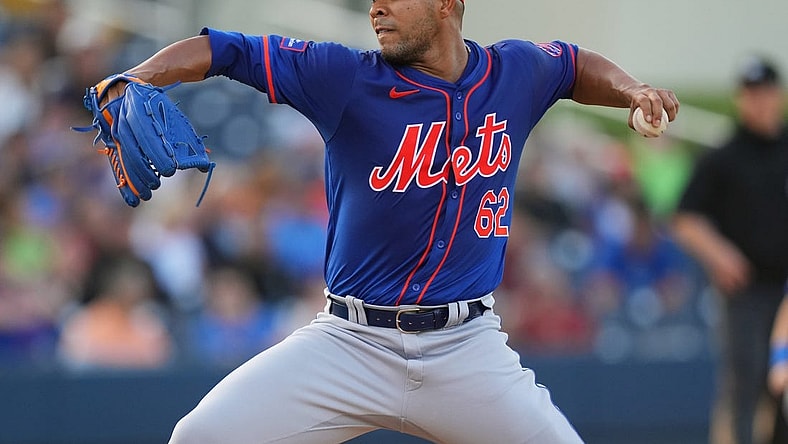 Mar 12, 2024; West Palm Beach, Florida, USA; New York Mets starting pitcher Jose Quintana (62) pitches in the third inning against the Washington Nationals at CACTI Park of the Palm Beaches. Mandatory Credit: Jim Rassol-USA TODAY Sports