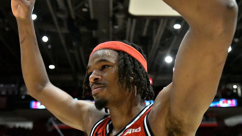 Mar 8, 2024; Dayton, Ohio, USA;  Dayton Flyers forward DaRon Holmes II (15) celebrates after defeating the Virginia Commonwealth Rams in overtime at University of Dayton Arena. Mandatory Credit: Matt Lunsford-USA TODAY Sports