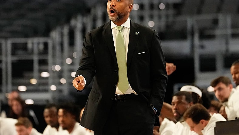 Mar 16, 2024; Fort Worth, TX, USA; South Florida Bulls head coach Amir Abdur-Rahim calls a play against the UAB Blazers during the first half at Dickies Arena. Mandatory Credit: Chris Jones-USA TODAY Sports