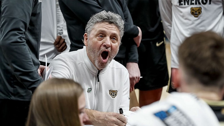 Mar 21, 2024; Pittsburgh, PA, USA; Oakland Golden Grizzlies head coach Greg Kampe reacts to a play during the second half in the first round of the 2024 NCAA Tournament at PPG Paints Arena. Mandatory Credit: Charles LeClaire-USA TODAY Sports
