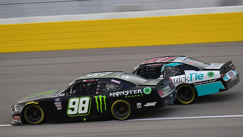 NASCAR Xfinity: LiUNA 300