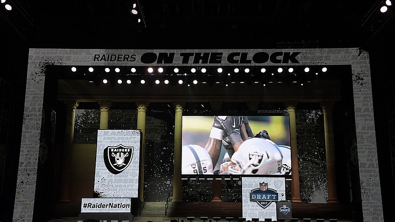las vegas raiders, atlanta falcons