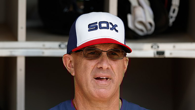 Chicago White Sox manager Pedro Grifol
