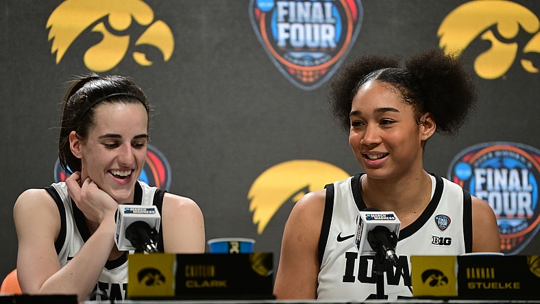 NCAA Womens Basketball: Final Four National Semifinal-Connecticut vs Iowa