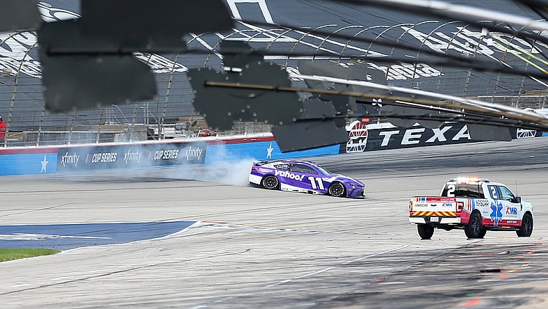 NASCAR: Autotrader EchoPark Automotive 400