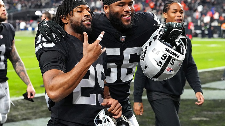 Las Vegas Raiders, Denver Broncos