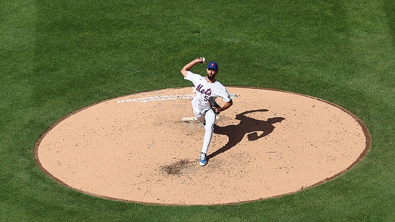 New York Mets pitcher Jorge Lopez