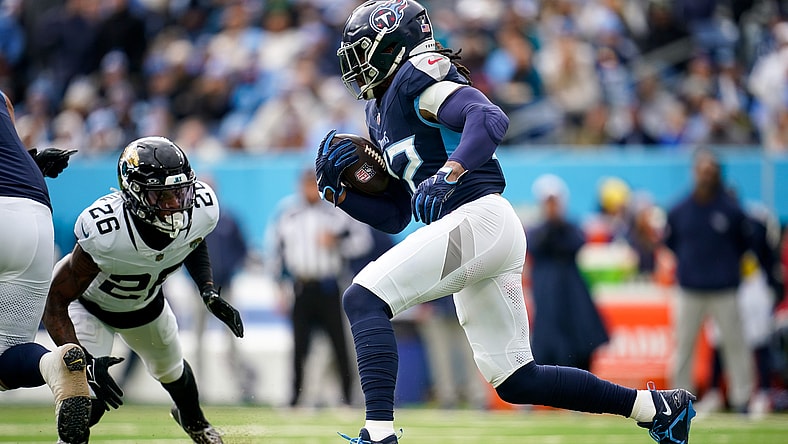 Baltimore Ravens running back Derrick Henry