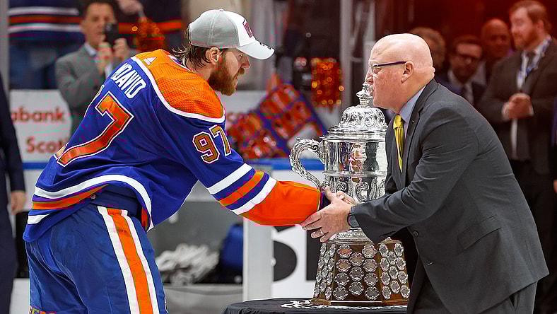 NHL: Stanley Cup Playoffs-Dallas Stars at Edmonton Oilers
