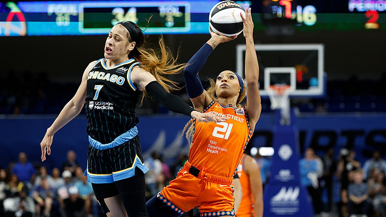 WNBA: Connecticut Sun at Chicago Sky