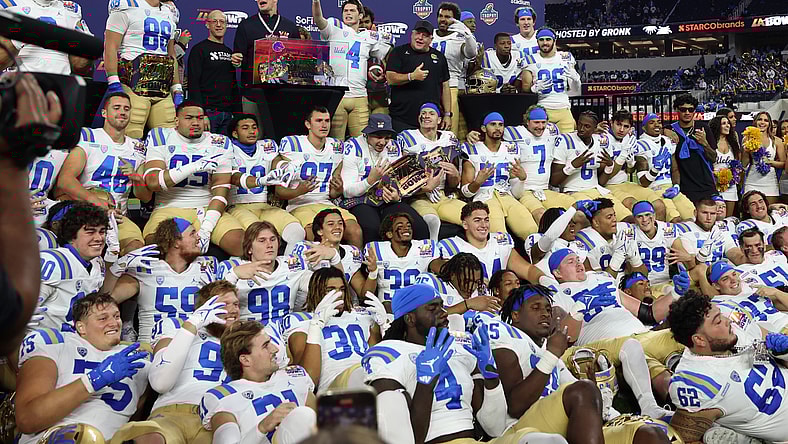 NCAA Football: LA Bowl-UCLA at Boise State